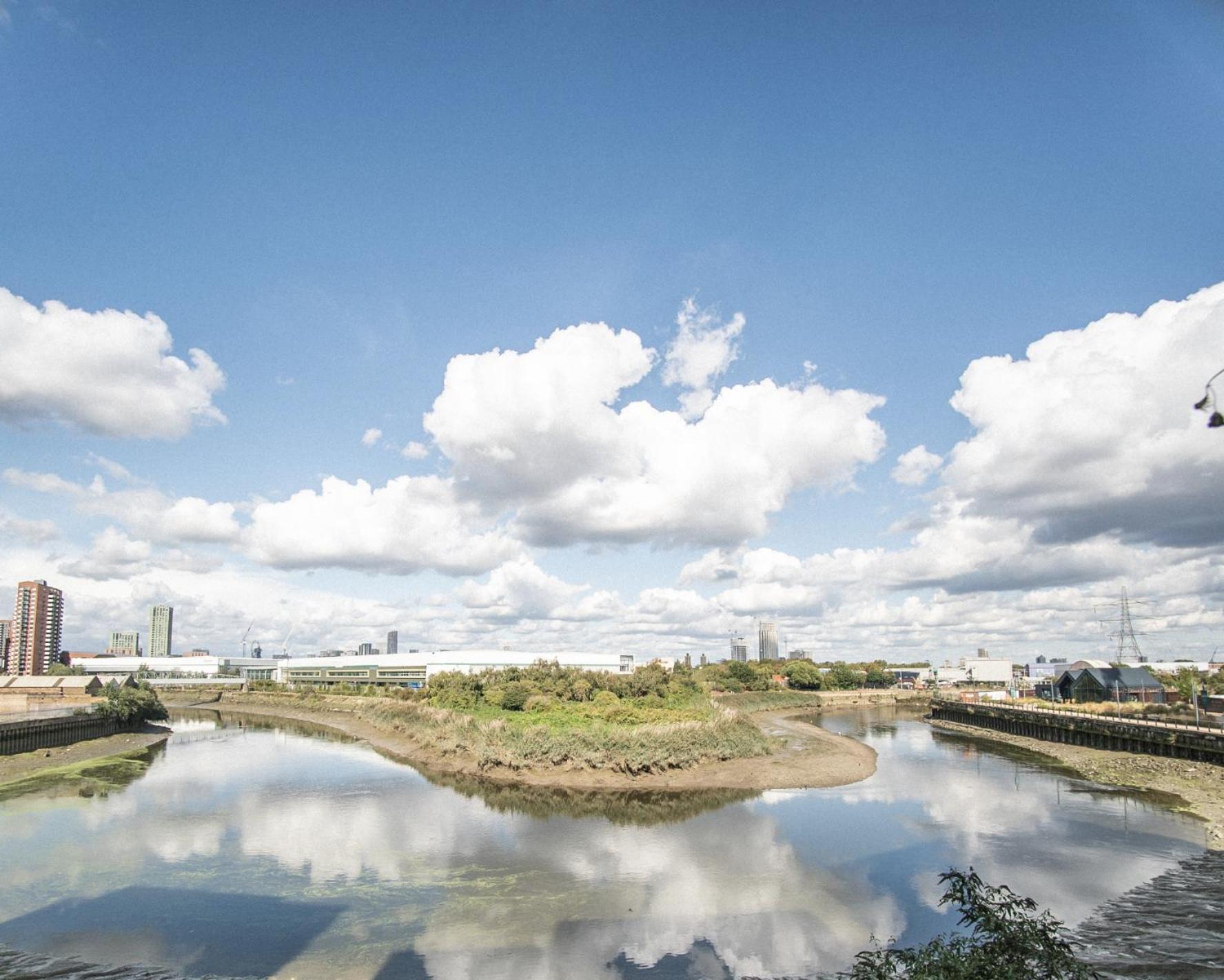 Stunning Riverside View Apartment, Near Canary Wharf & O2 Londra Dış mekan fotoğraf