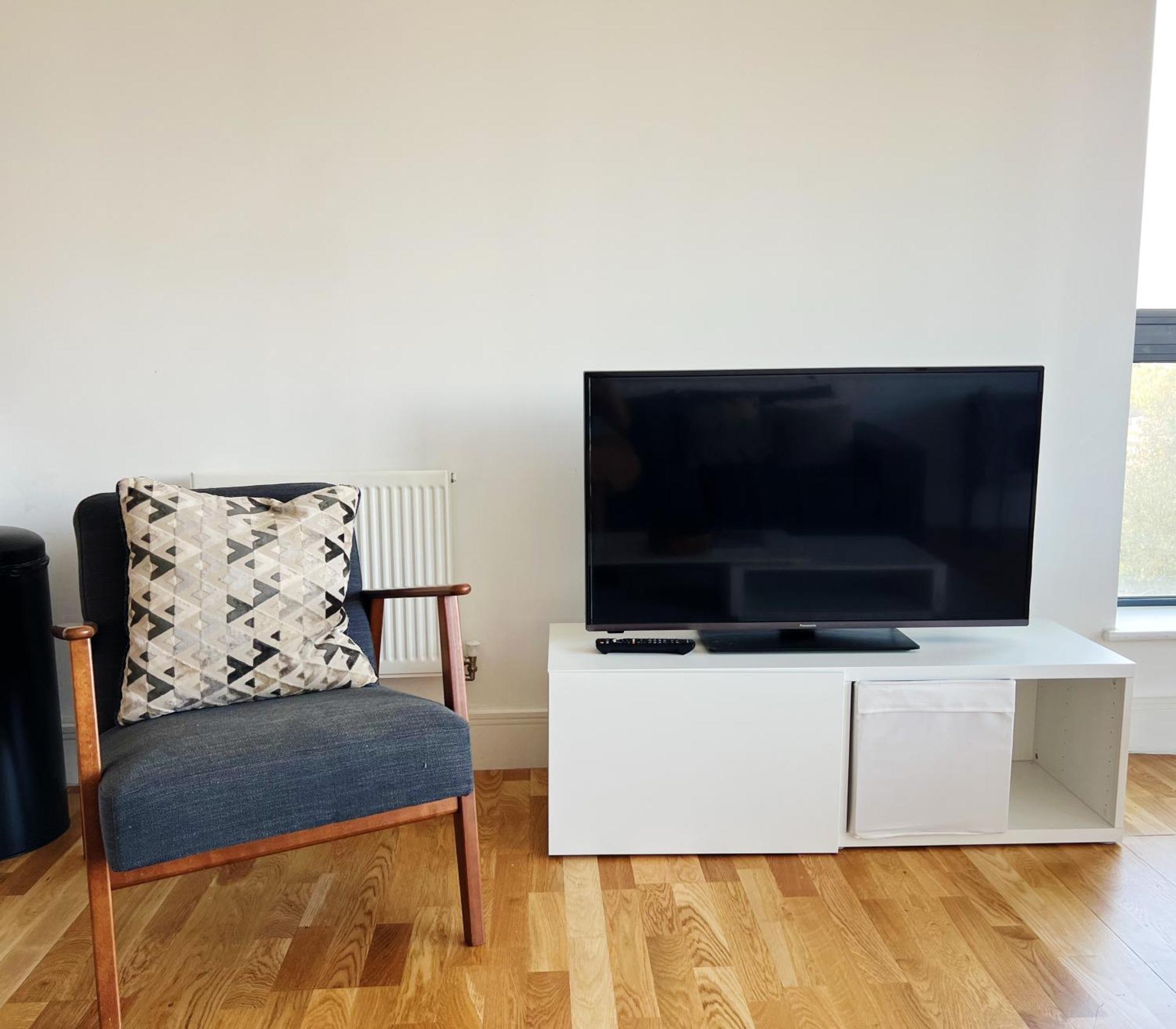 Stunning Riverside View Apartment, Near Canary Wharf & O2 Londra Dış mekan fotoğraf