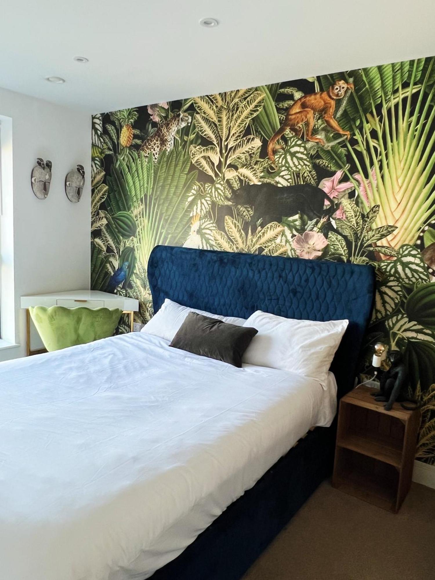 Stunning Riverside View Apartment, Near Canary Wharf & O2 Londra Dış mekan fotoğraf